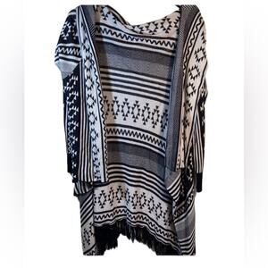 Maddison long sleeve Black Fringe Cardigan Sweater M